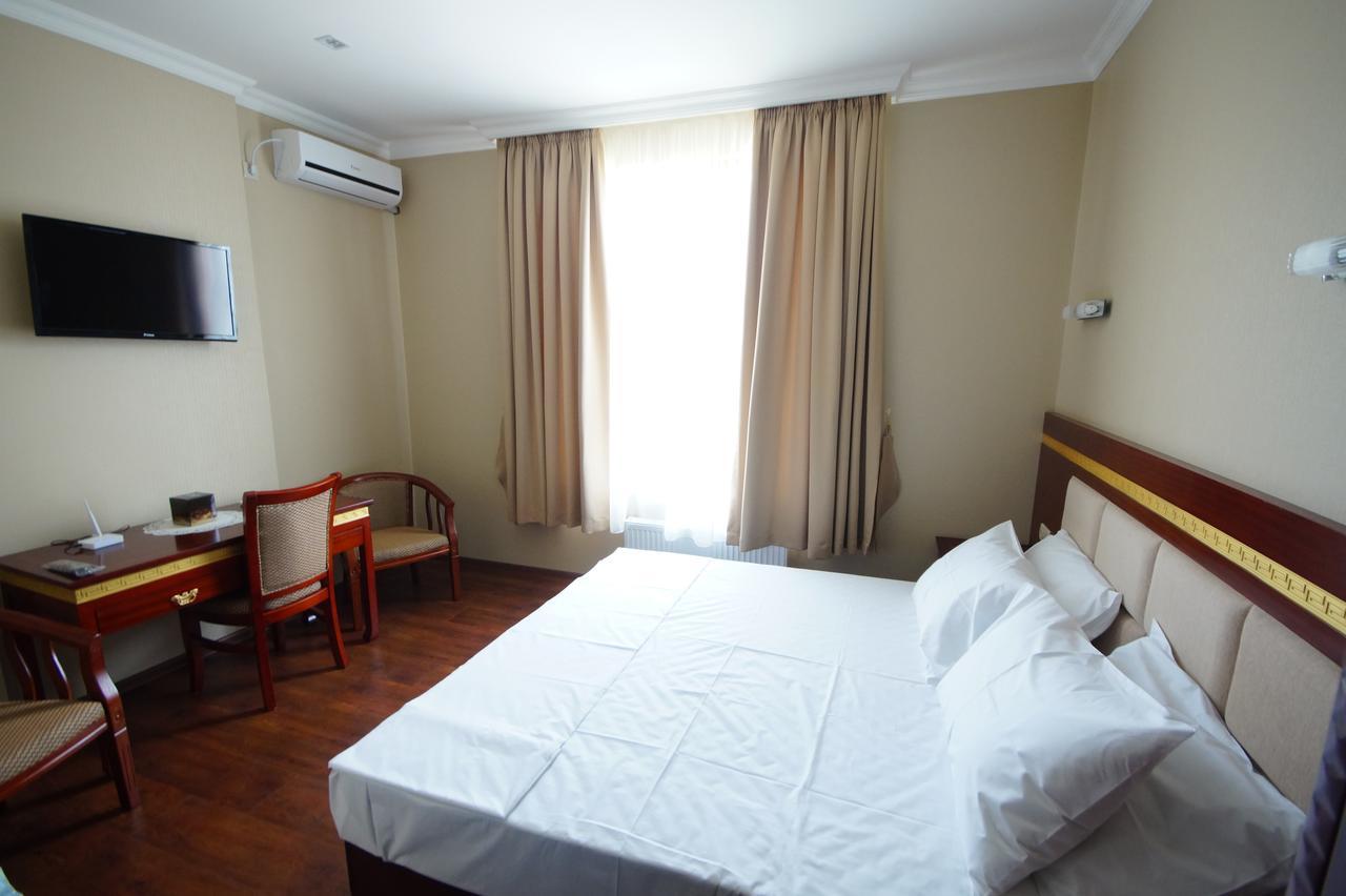 Hotel 725 Batumi Zewnętrze zdjęcie